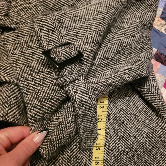 Kismet Herringbone Tweed Pea Coat - Picture 13 of 14